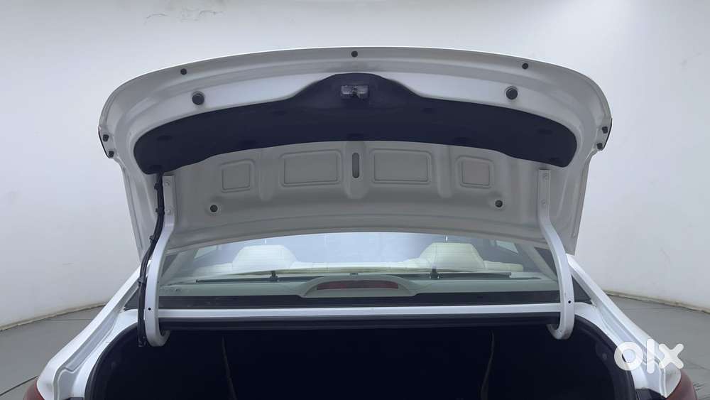 Hyundai Verna 1.5 Sx Diesel Mt, 2023, Diesel