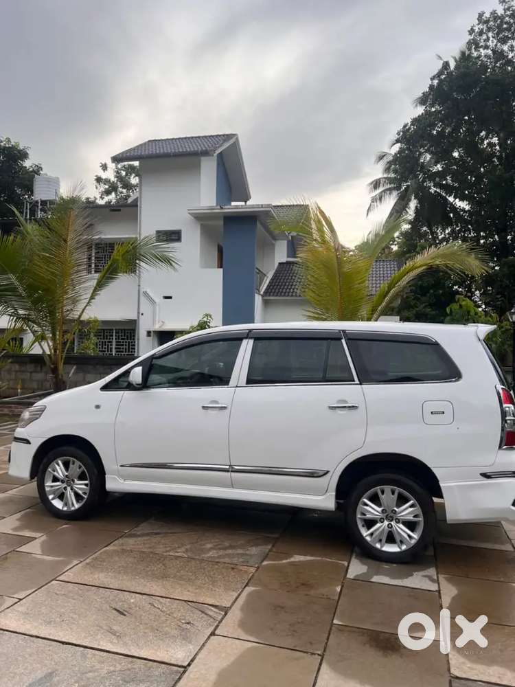 Toyota Innova 2.5 Gx 2015