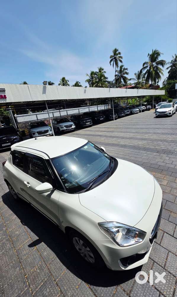 Maruti Suzuki Swift Vxi Abs Bsiv, 2022, Petrol
