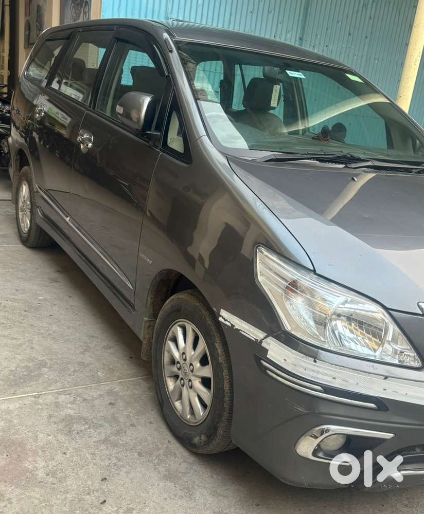Toyota Innova 2014 Diesel Well Maintained