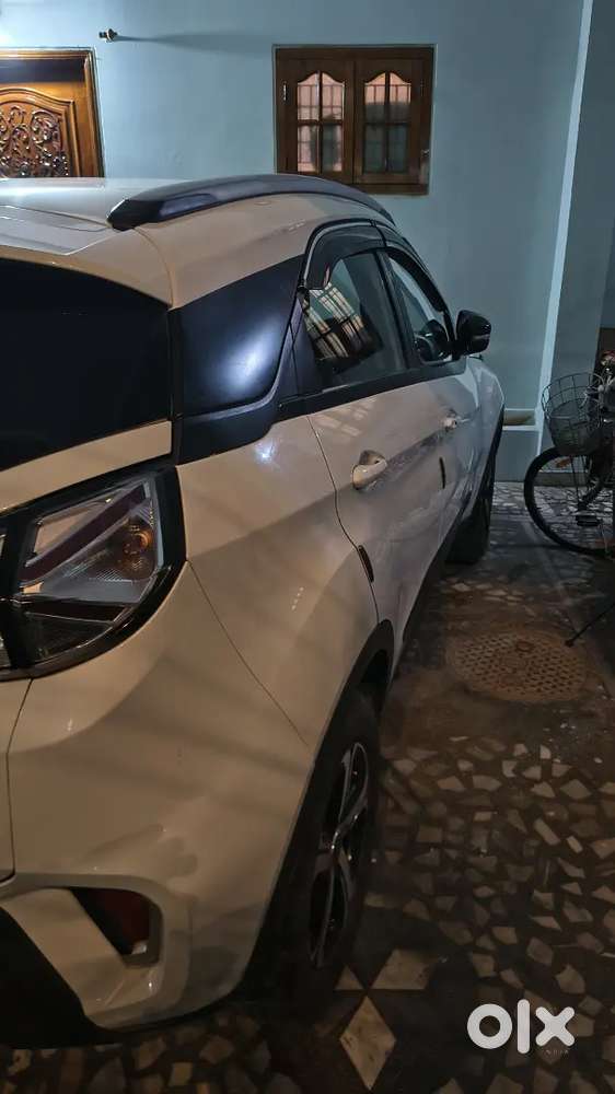 Tata Nexon Xz Plus Hs Diesel