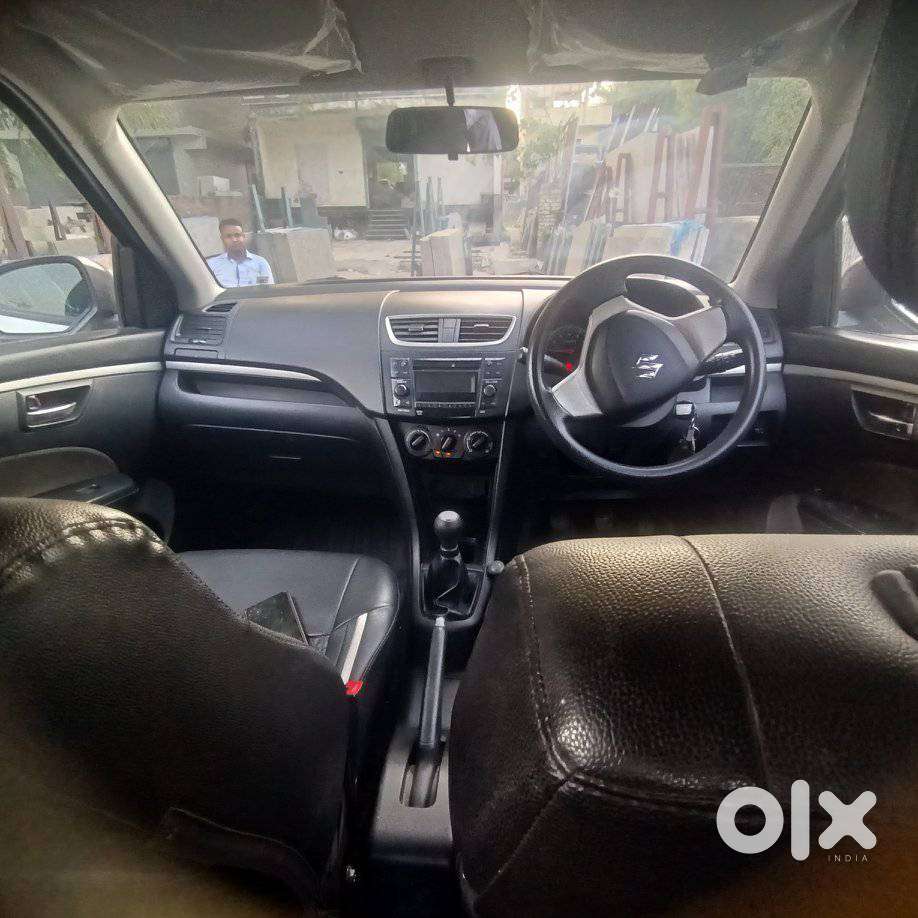 Maruti Suzuki Swift Vxi + Manual, 2015, Petrol