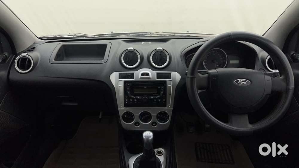 Ford Figo 2010-2012 Petrol Zxi, 2013, Petrol