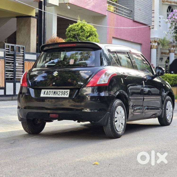 Maruti Suzuki Swift Vxi, 2011, Petrol