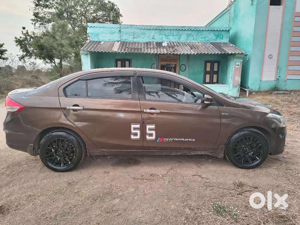 Maruti Suzuki Ciaz 2017 Diesel 85000 Km Driven