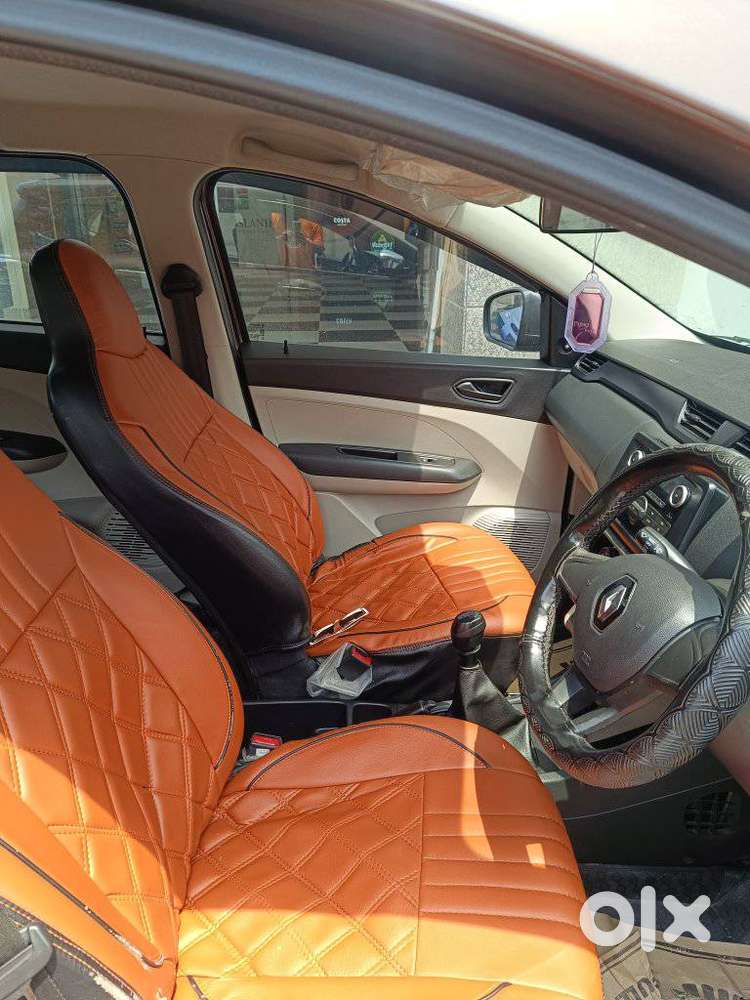 Renault Triber Rxl, 2023, Petrol