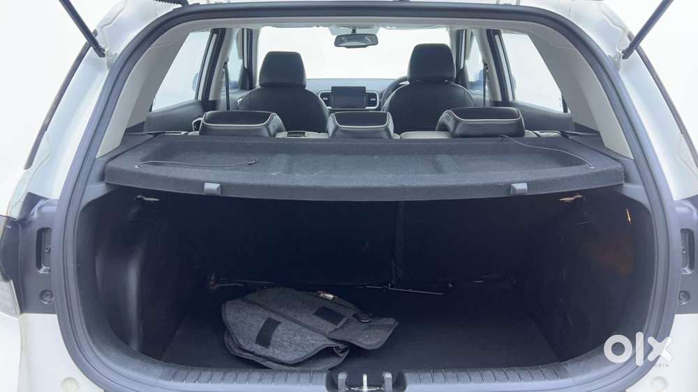 Hyundai Venue 1.0 Sx (o) Turbo Dct, 2023, Petrol