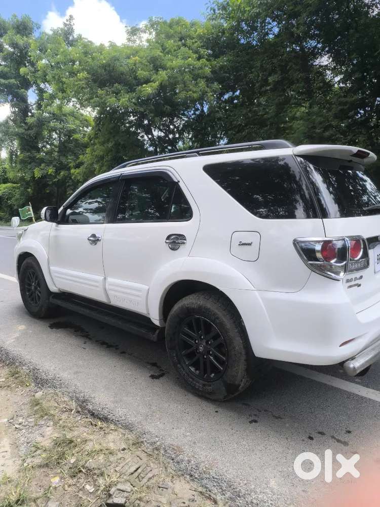 Toyota Fortuner Legender 2016
