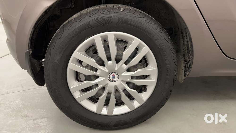Tata Tiago 1.2 Revotron Xz Wo Alloy, 2017, Petrol