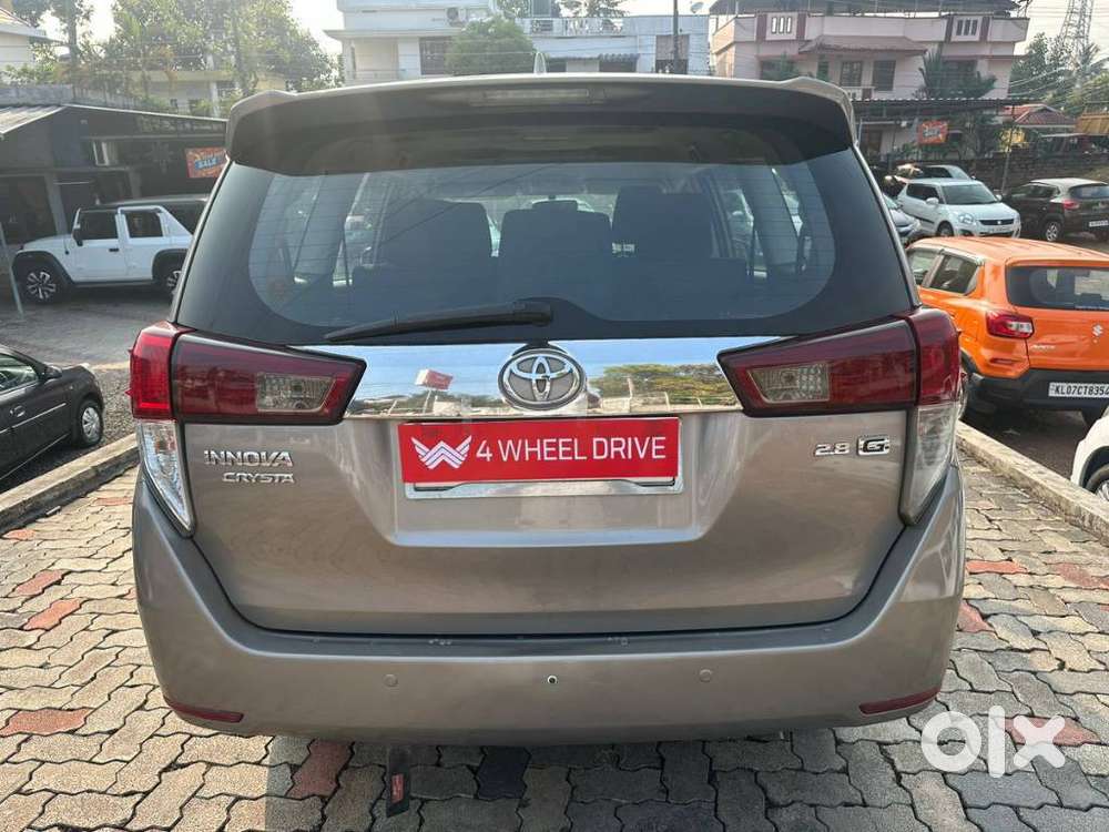 Toyota Innova Crysta