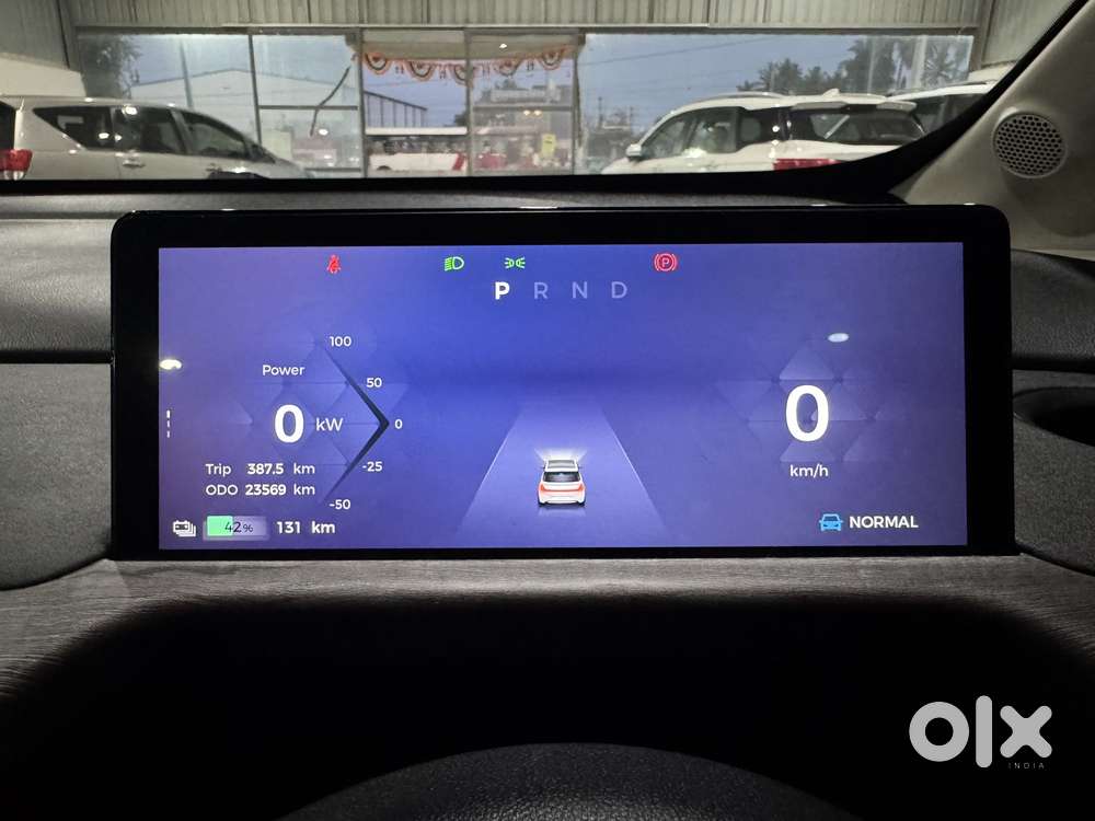 Mg Windsor Ev Essence, 2025, Electric