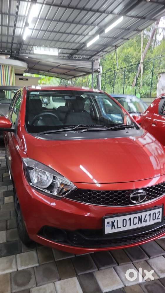 Tata Tiago 1.2 Revotron Xza, 2019, Petrol