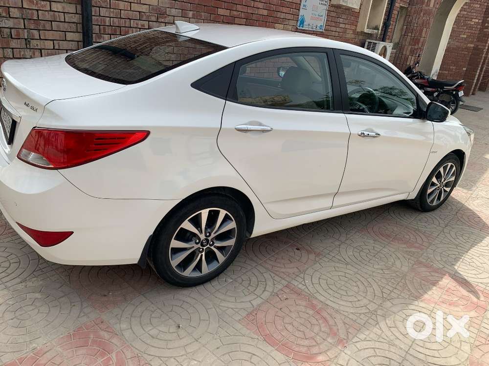 Hyundai Verna Sx(o) Diesel 2016 Model