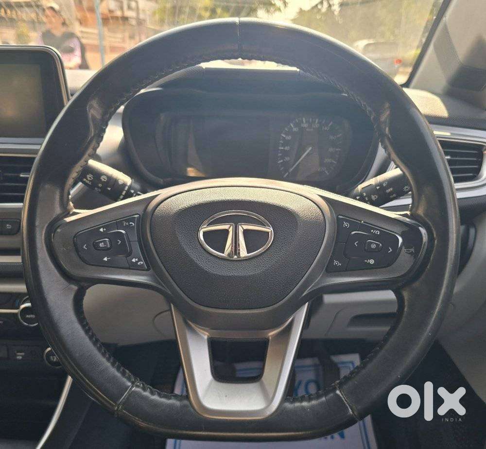 Tata Altroz Xz, 2020, Petrol