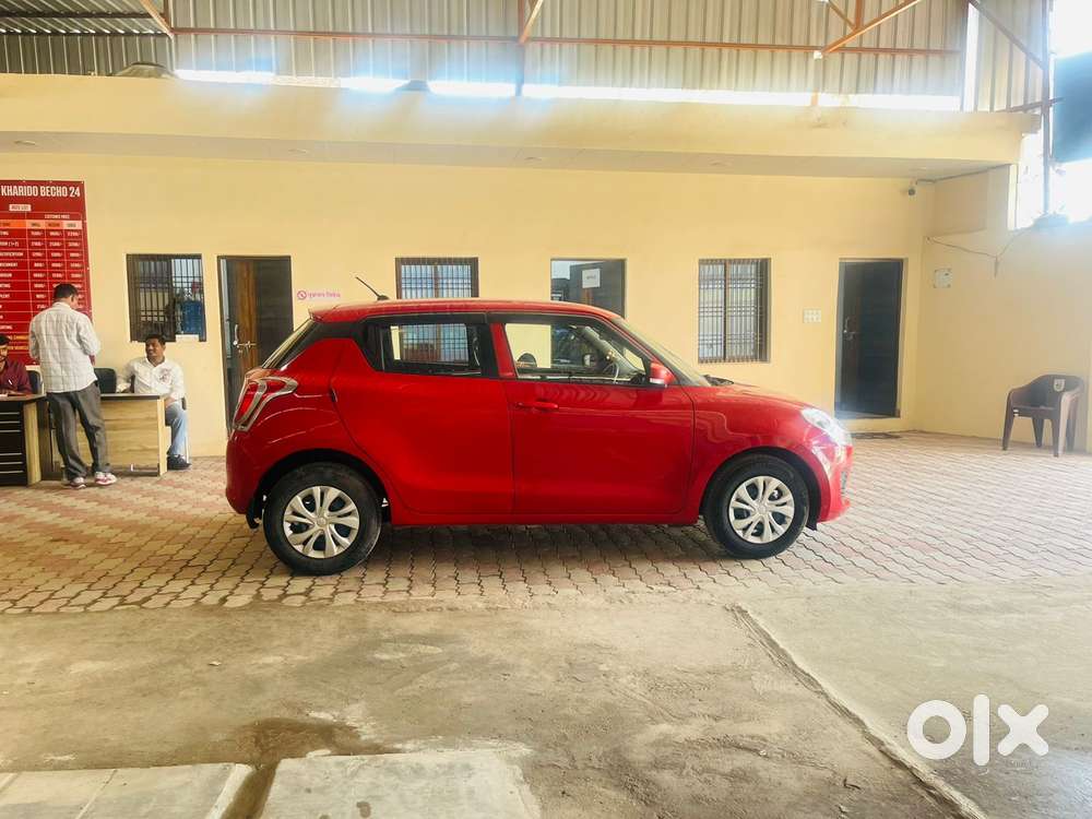 Maruti Suzuki Swift Vxi 1.2 Abs Bs-iv, 2018, Petrol