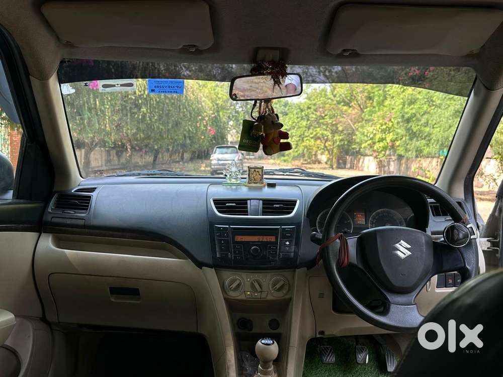 Maruti Suzuki Swift Dzire Amt Vdi, 2013, Diesel