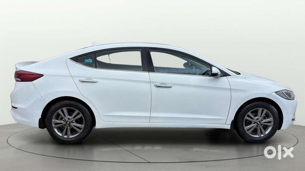 Hyundai New Elantra [ ] 2.0 Sx (o) Petrol At, 2018, Petrol
