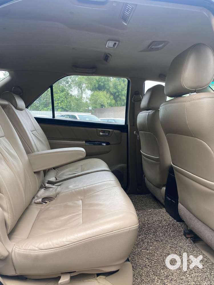 Toyota Fortuner 3.0 4x2 Automatic, 2015, Diesel