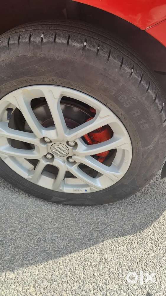 Maruti Suzuki Swift 2023 Petrol 30000 Km Driven