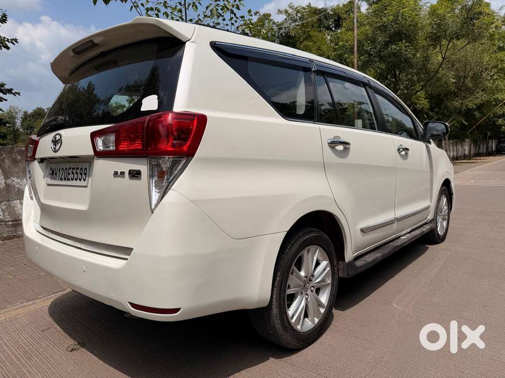 Toyota Innova Crysta 2.8z Automatic, 2018, Diesel