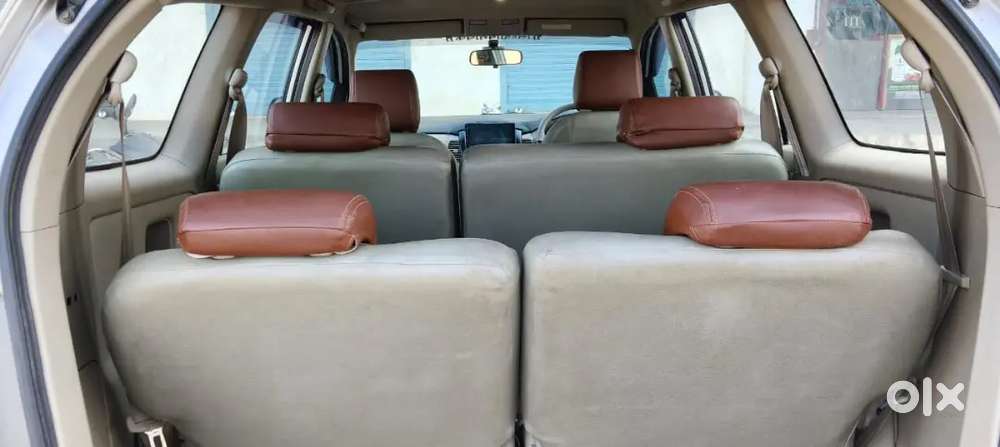 Toyota Innova 2.0 V 2012 Diesel Manual