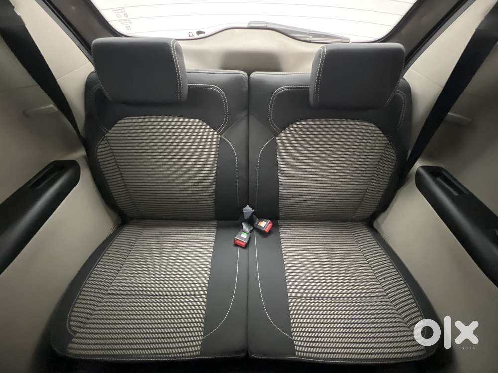 Renault Triber Rxz Easy-r Amt Dual Tone, 2023, Petrol