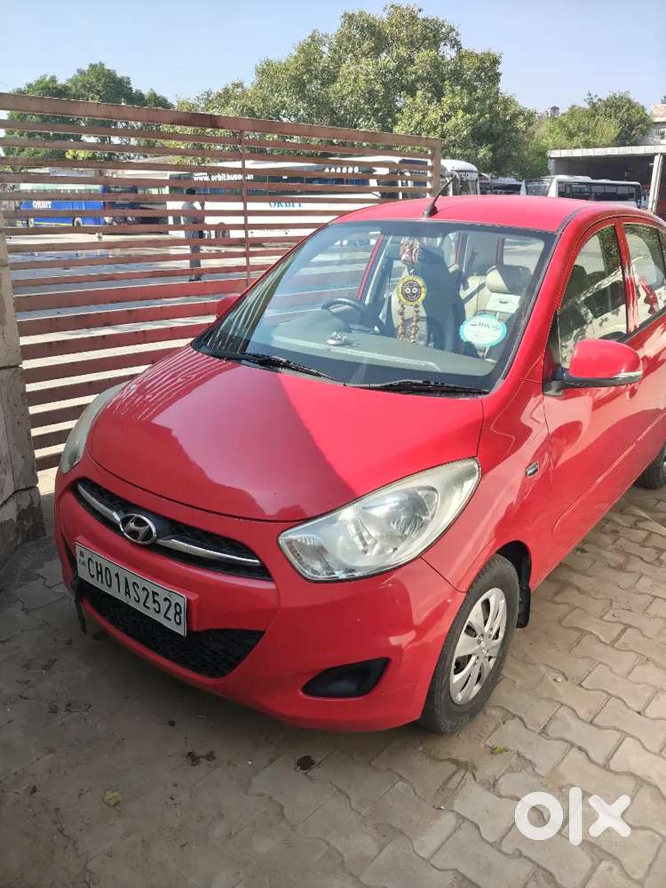 Hyundai I10 Sportz Petrol 2013