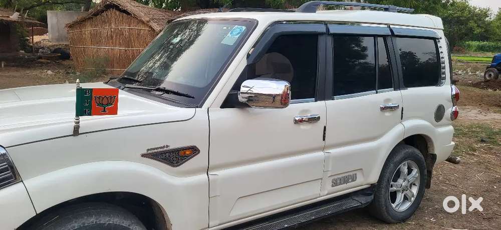 Mahindra Scorpio 2015