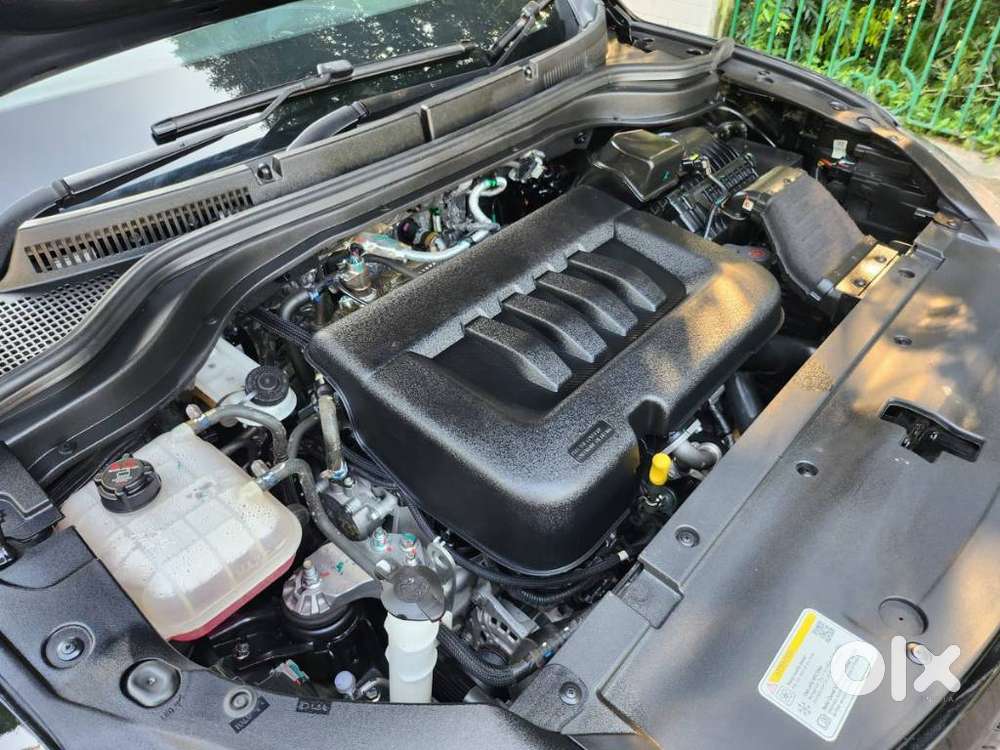 Mahindra Xuv700 2.2 Ax 7 Diesel Mt Str, 2025, Diesel