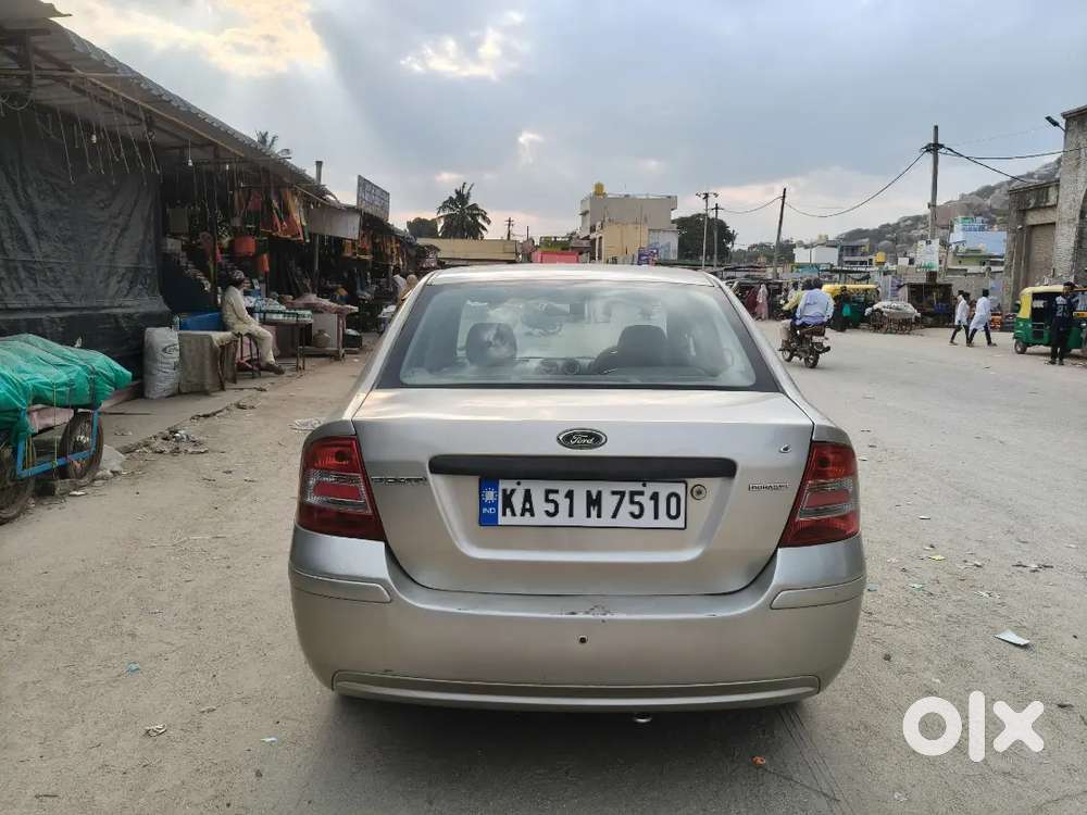 Ford Fiesta 2006 Petrol 87000 Km Driven