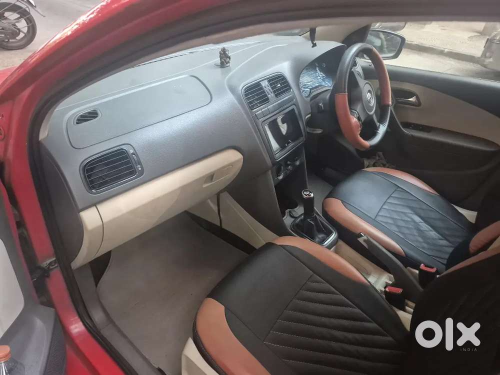 Volkswagen Vento 1.6 Petrol 2011
