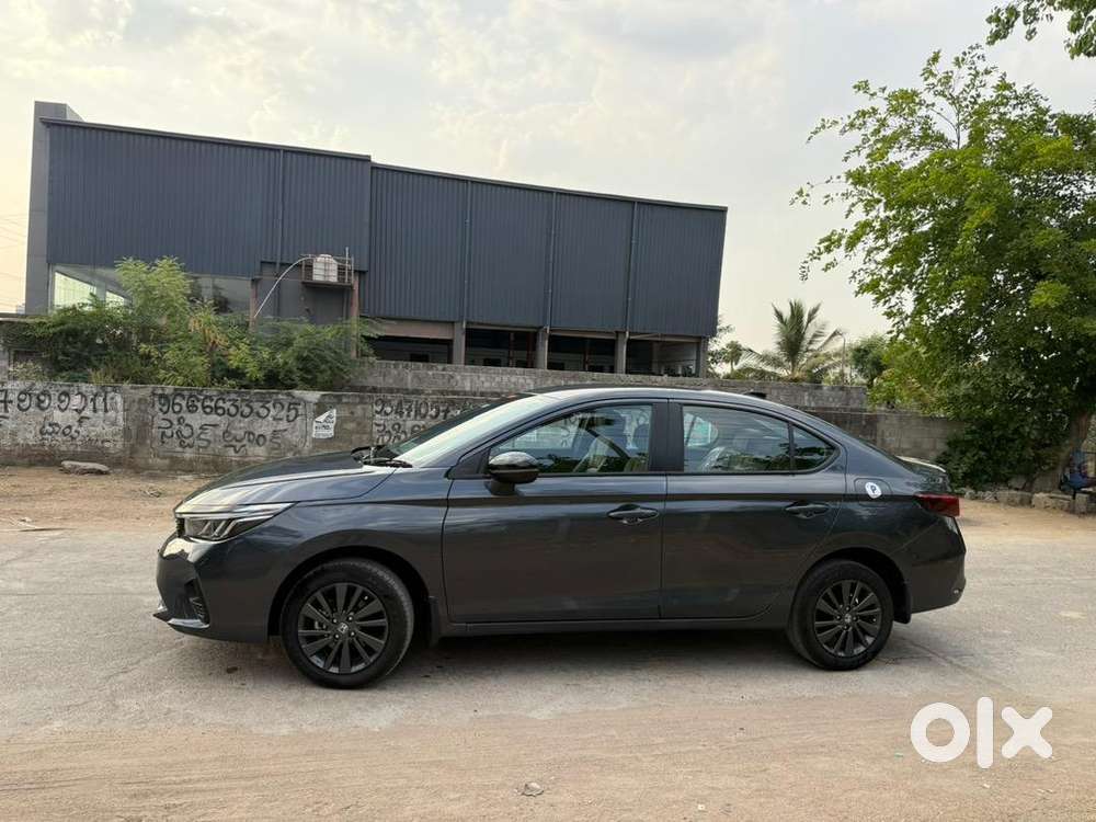 Honda City 2025 Petrol 14572 Km Driven