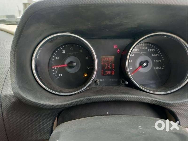 Mahindra Tuv 300 T10, 2018, Diesel