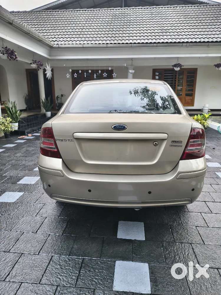 Ford Fiesta 2006 Diesel 130000 Km Driven