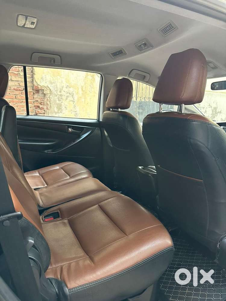 Toyota Innova Crysta [2020-ongoing] 2.4 Gx At 7 Str, 2019, Diesel