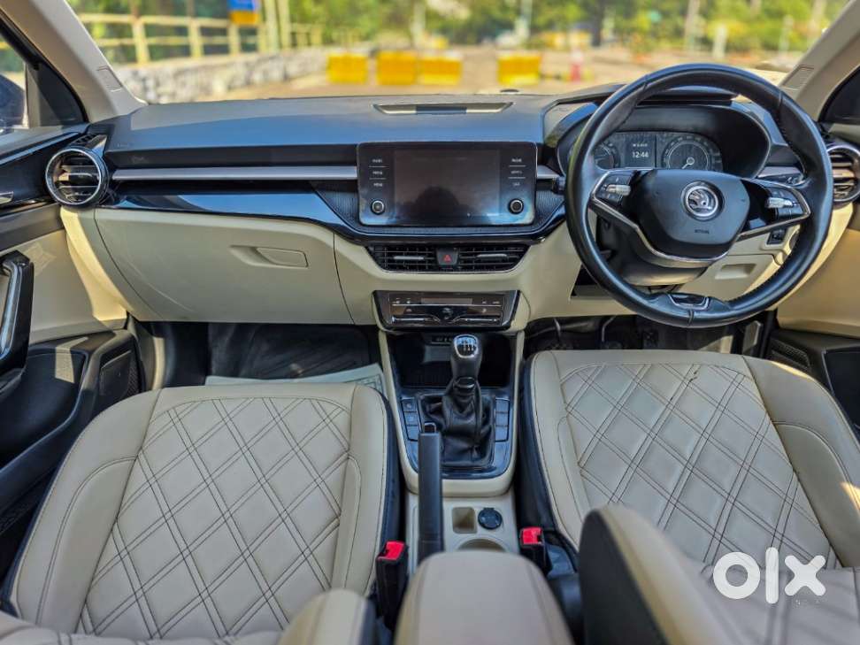 Skoda Slavia Ambition Plus 1.0 Tsi Mt, 2023, Petrol