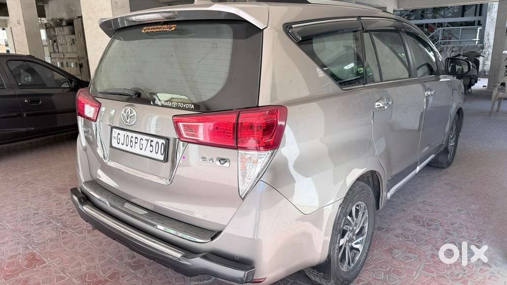 Toyota Innova Crysta - 8 Seater, 2.4 Diesel 2021