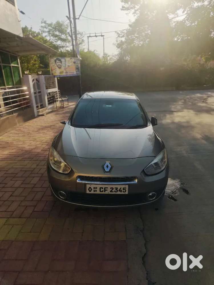 Renault Fluence 2012 Petrol Plus Cng  33500 Km Driven 2nd Owner