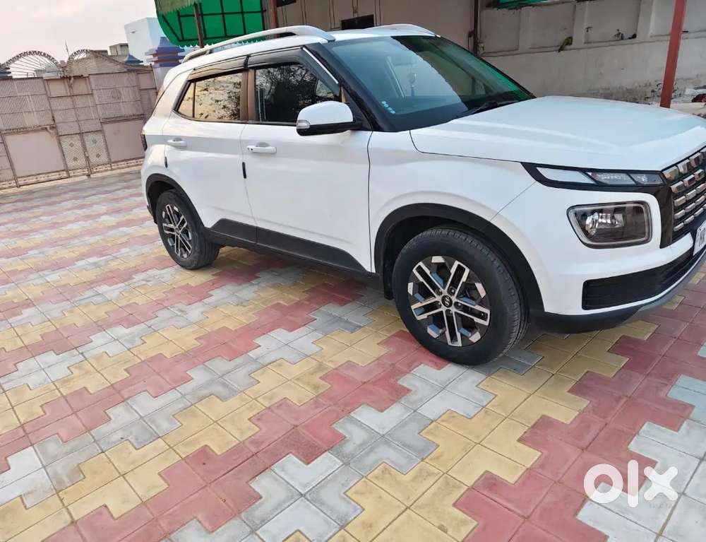 Hyundai Venue 1.5 Crdi Sx Diesel Top Model 2023 All Original B To B Pu