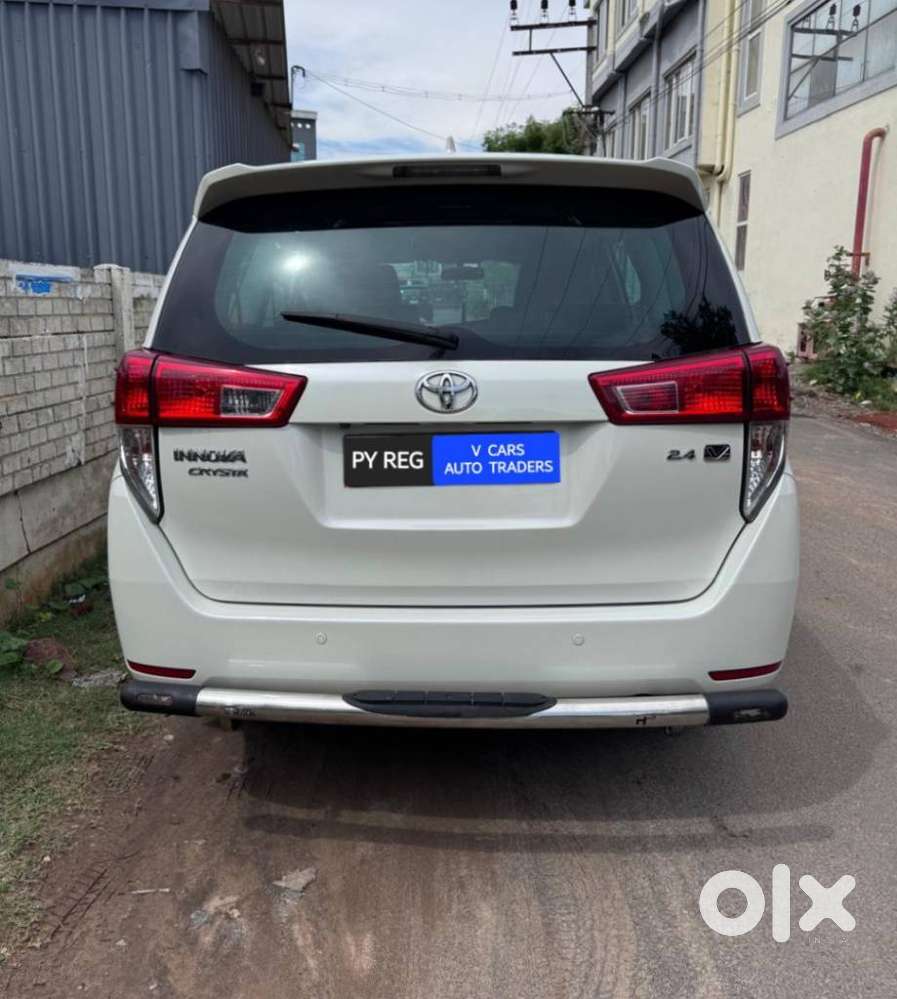 Toyota Innova Crysta 2.4 V 7 Str, 2018, Diesel