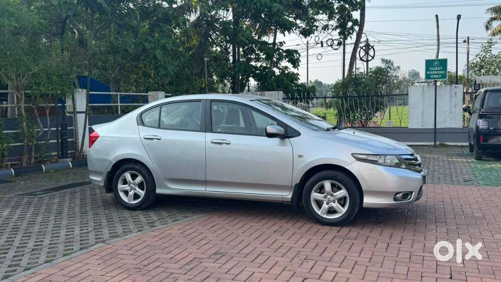 Honda City Petrol (mt) 2013