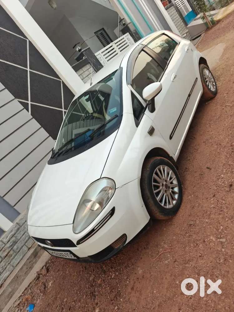 Fiat Grande Punto 2014 Diesel 160000 Km Driven