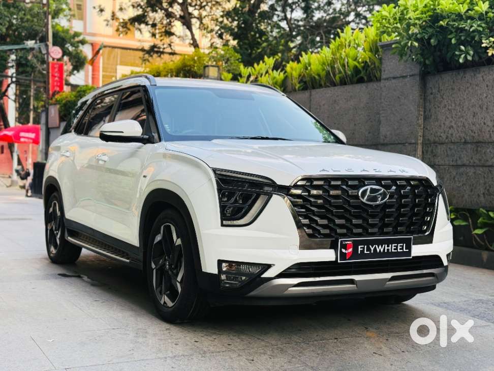 Hyundai Alcazar 2.0 Platinum (o) Petrol At 6 Str, 2023, Petrol