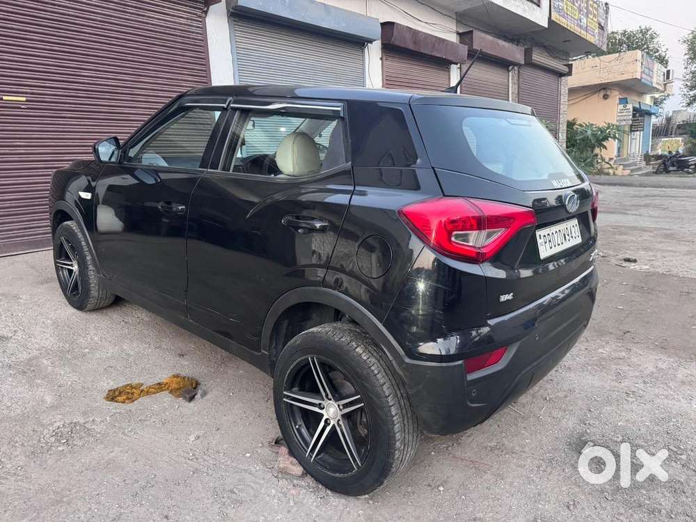 Mahindra Xuv300 Diesel 90000 Km Driven