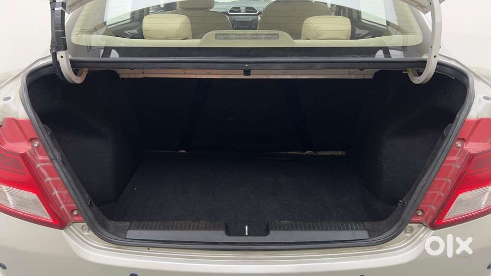 Maruti Suzuki Dzire 1.2 Zxi Amt, 2017, Petrol