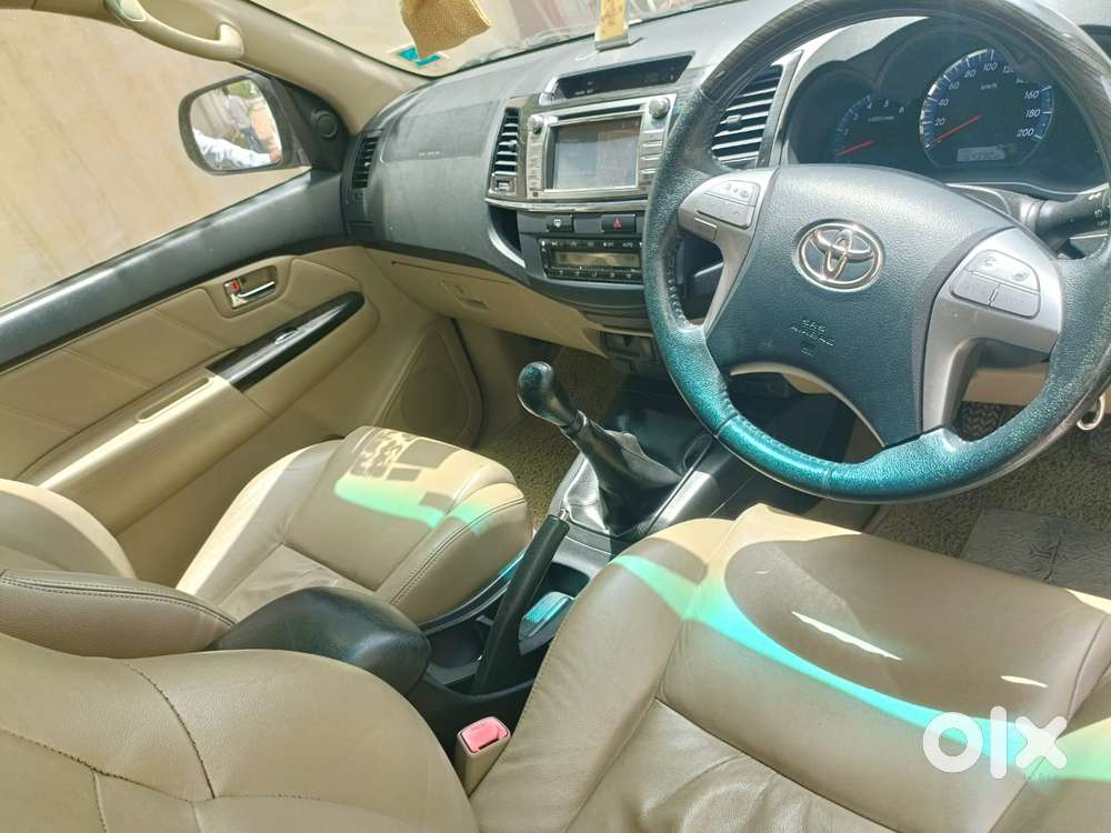 Toyota Fortuner 4x2 4 Speed At, 2016, Diesel