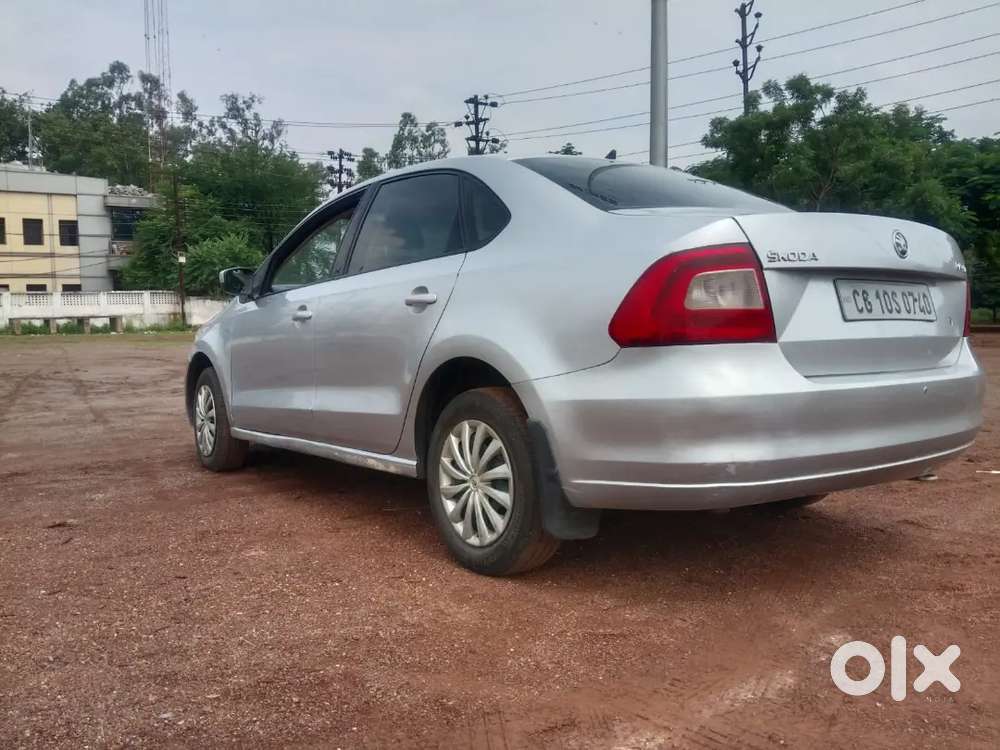 Skoda Rapid 1.6 Active 2014 Petrol