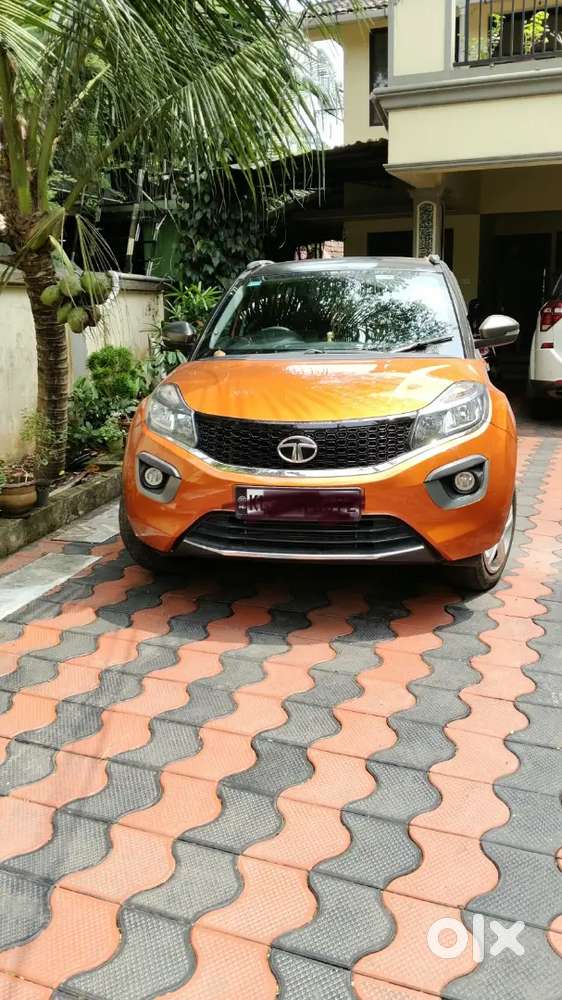 Tata Nexon Revotron Xt 2018