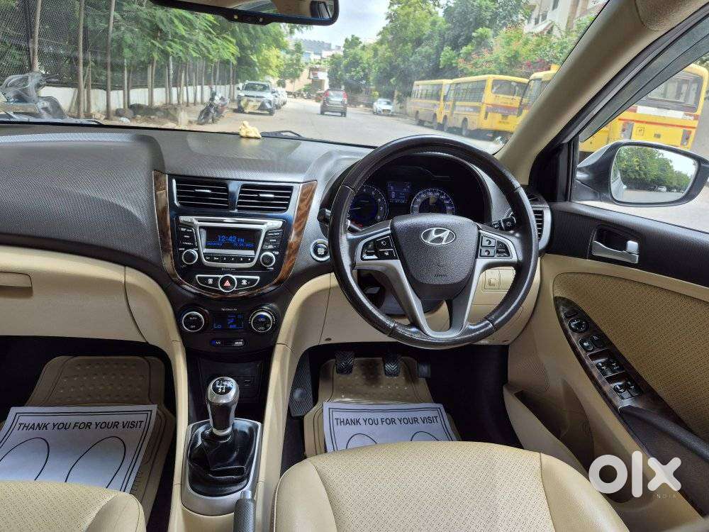 Hyundai Verna 1.6 Sx (o) Vtvt, 2015, Petrol