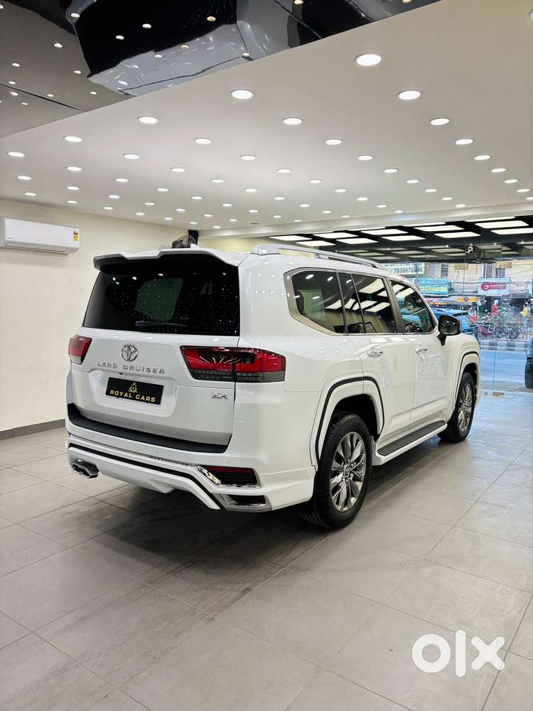 Toyota Land Cruiser Zx Petrol, 2026, Petrol